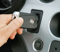 cl&eacute; alfa romeo 159 v6