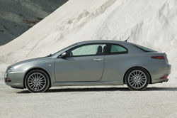 profil alfa romeo gt coup&eacute;