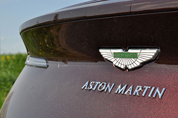 fiche technique aston martin db11 v8 coup&eacute;