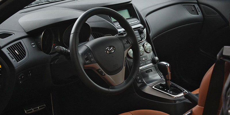 interieur hyundai genesis coup&eacute; v6 gdi