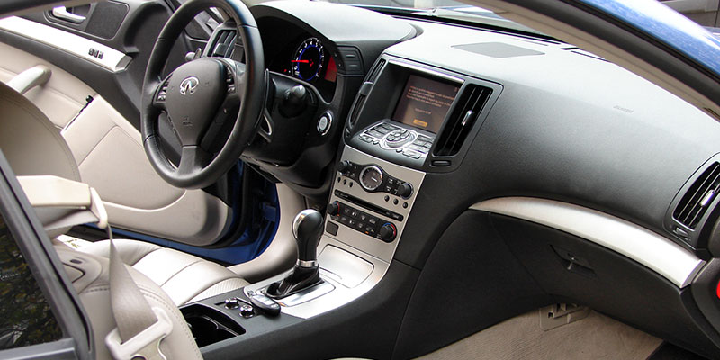 int&eacute;rieur infiniti g37 coup&eacute;