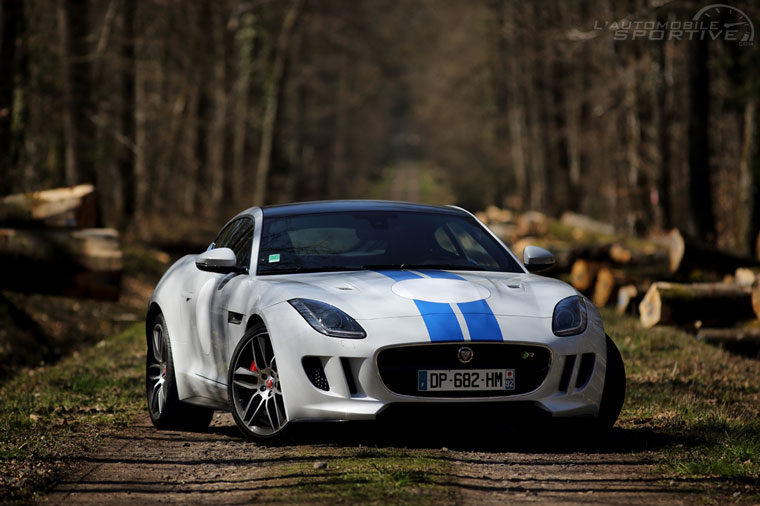 jaguar f-type coup&eacute; R