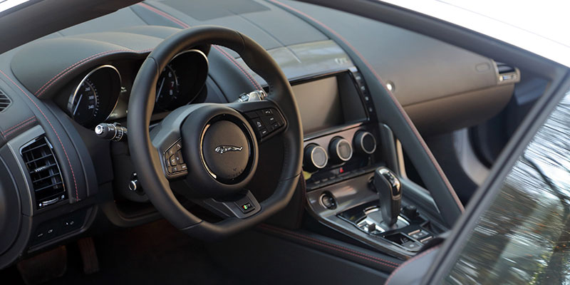 interieur jaguar f-type r coup� awd