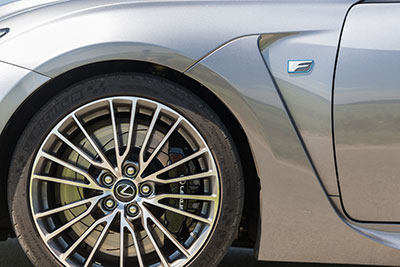 fiche technique performances lexus rc-f coup&eacute; v8 5.0 477 ch