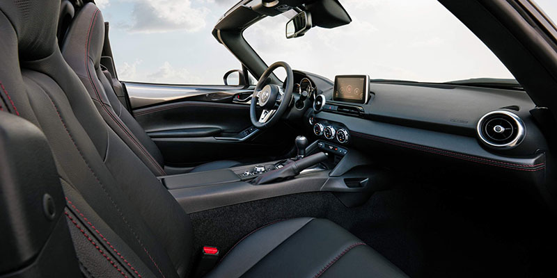 int&eacute;rieur mazda mx-5 rf