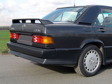fiche technique performances mercedes benz 190e 2.3 16