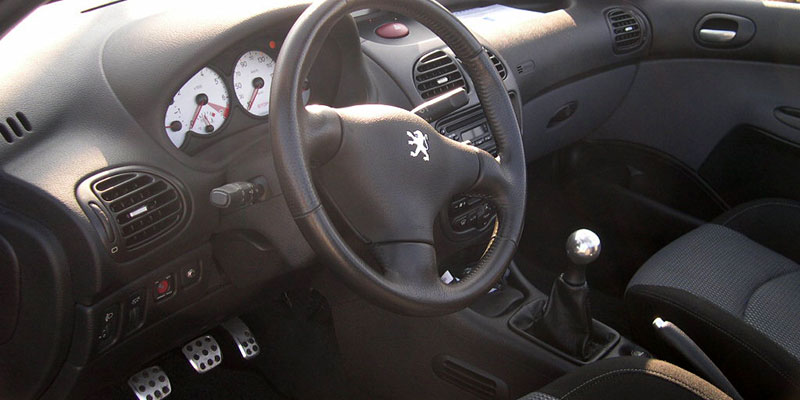interieur peugeot 206 cc 2.0 16v