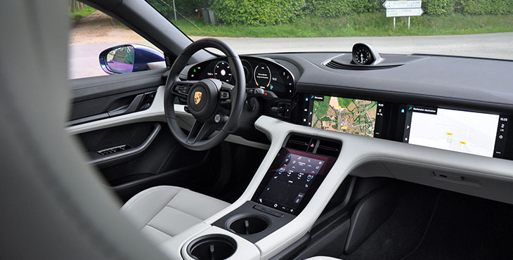 porsche taycan int&eacute;rieur