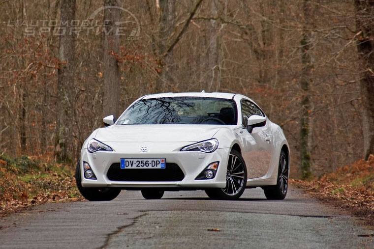 toyota gt86 coup&eacute;