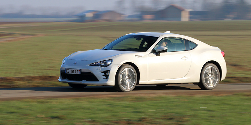 essai toyota gt86 phase 2 restyl&eacute;e 2017
