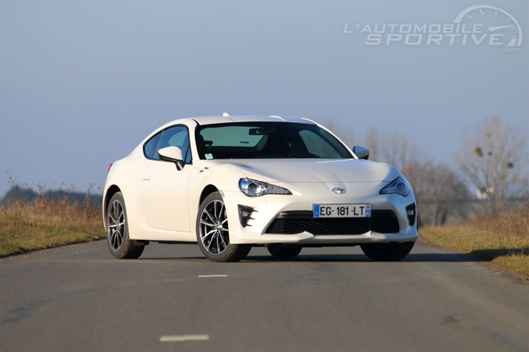 toyota gt86 coup&eacute;