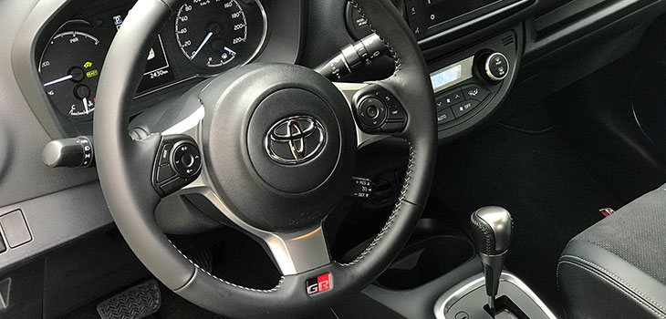 int&eacute;rieur toyota yaris 100h gr sport