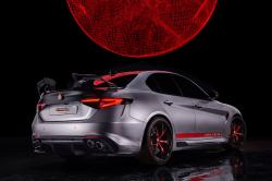 [S�rie limit�e] Alfa Romeo Giulia Quadrifoglio Luna Rossa