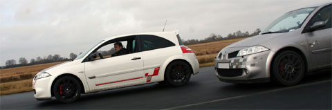 match renault megane rs r26 f1 team vs r26.r