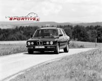 bmw_m5_e28_02.jpg