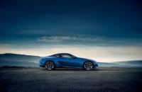 lexus_lc500h-blue_02.jpg