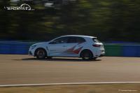 megane-4-rs-trophy-r_03.jpg