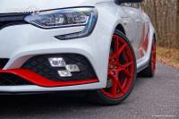 Photo renault-megane4-rs-trophy-r_05 renault-megane4-rs-trophy-r_05.jpg