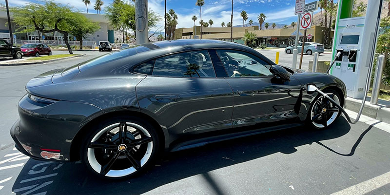 voiture de fonction porsche taycan electrique exon&eacute;ration tvs