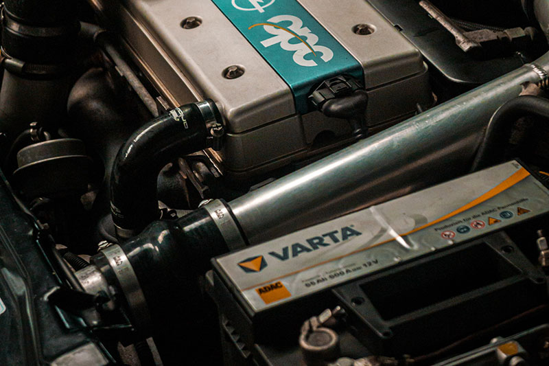 la batterie de d&eacute;marrage auto voiture 12v